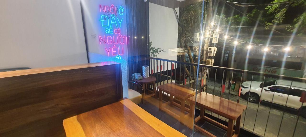 Karola Hotel ダナン市 エクステリア 写真